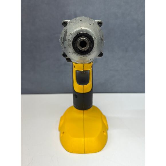Dewalt Heavy Duty 1/4” Cordless Impact Driver 18v DW056 TOOL ONLY Tested - Picture 2 of 6